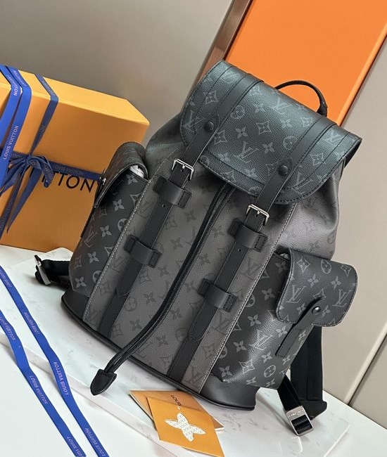 Louis Vuitton LV Christopher Small Backpack M46331