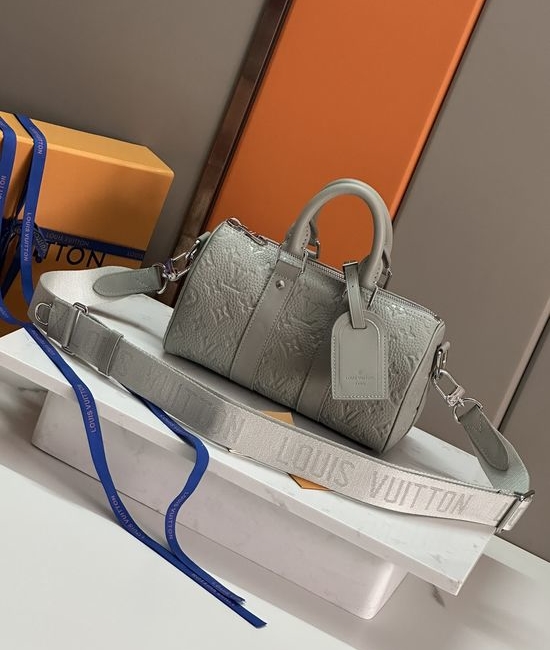 Louis Vuitton LV Keepall Mini Taurillon Monogram Bag M23163