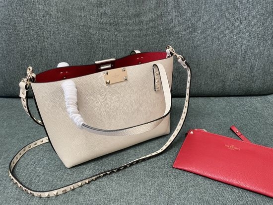 Valentino Reversible Litchi Grain Leather Tote Bag 0001