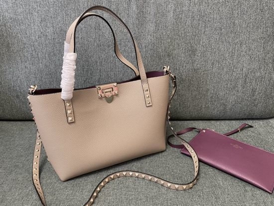 Valentino Reversible Litchi Grain Shopping Bag 0001