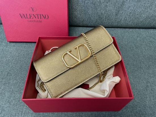 Valentino VLogo Signature Grain Leather Clutch 0093