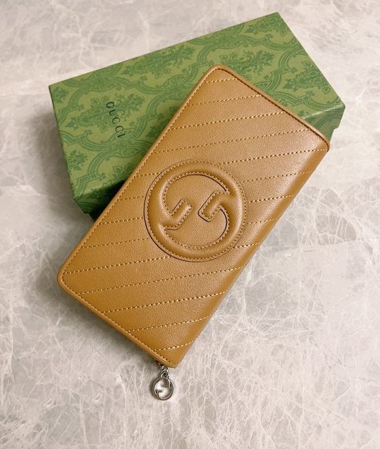 Gucci Blondie Series Full Zip Wallet Brown 760312