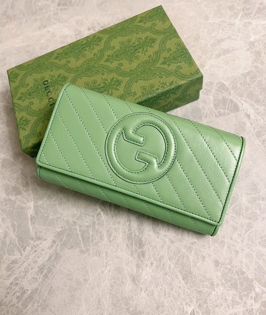 Gucci Blondie Full Zip Wallet 760302
