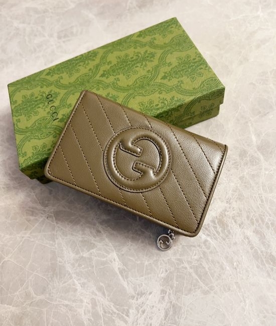 Gucci Blondie Leather Medium Long Wallet 760336