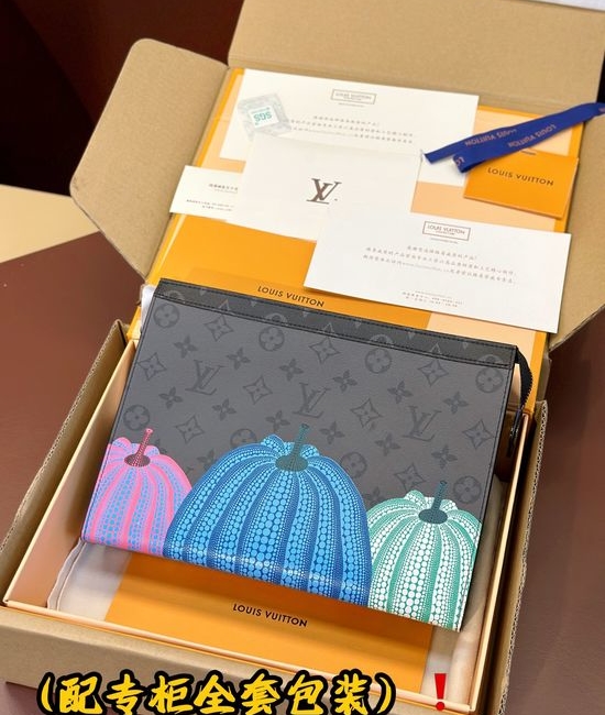 Louis Vuitton LV Pochette Voyage Medium Clutch M81972