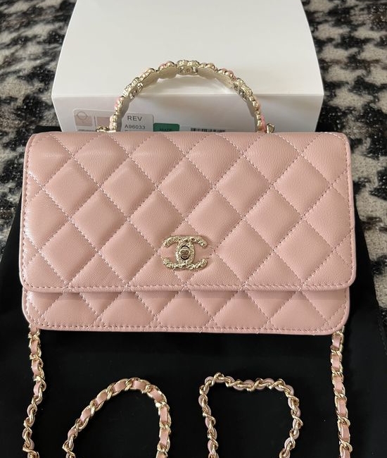 Chanel WOC Chain Crossbody Bag 96033
