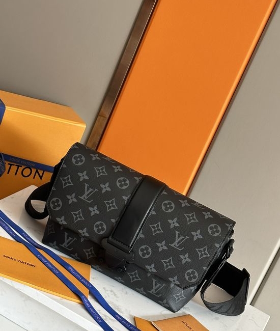 Louis Vuitton LV S-Cape Messenger Bag M46794