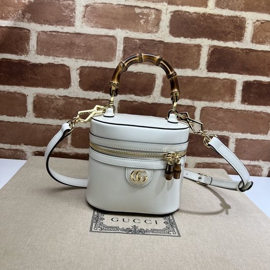Gucci Off-white Casual Handbag 760200