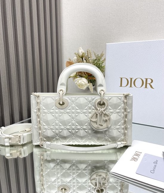 Christian Dior CD Lady DJoy Off-white Diamond Quilted Bag 0540