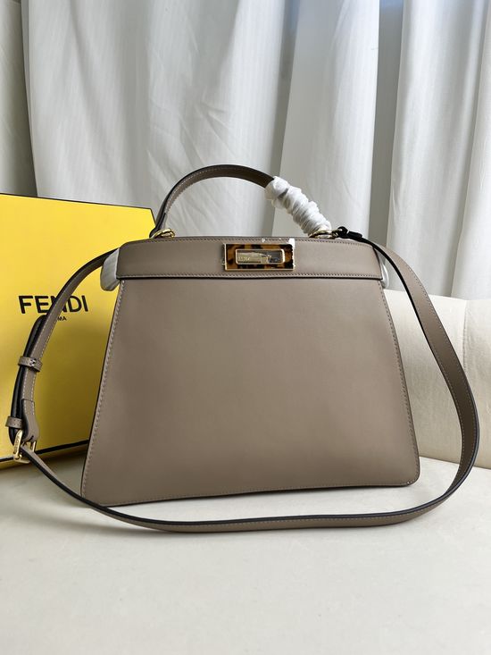Fendi Peekaboo ISeeU Dove Grey Leather Bag 0230