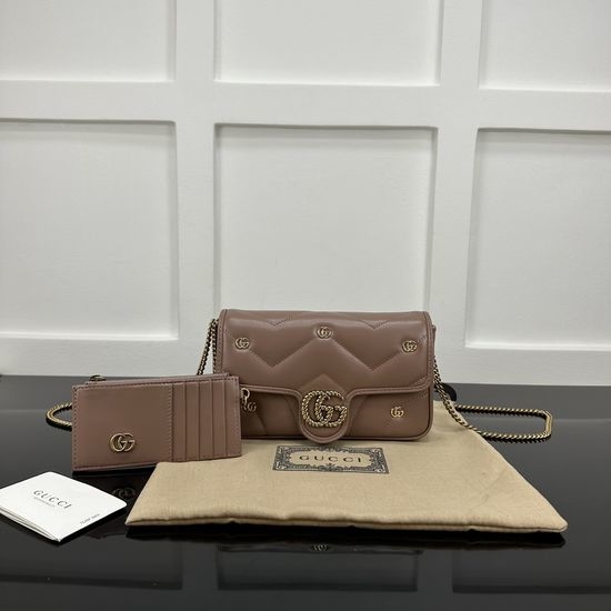 Gucci GG Marmont Quilted Leather Shoulder Bag with GG Studs and Detachable Card Holder 768293