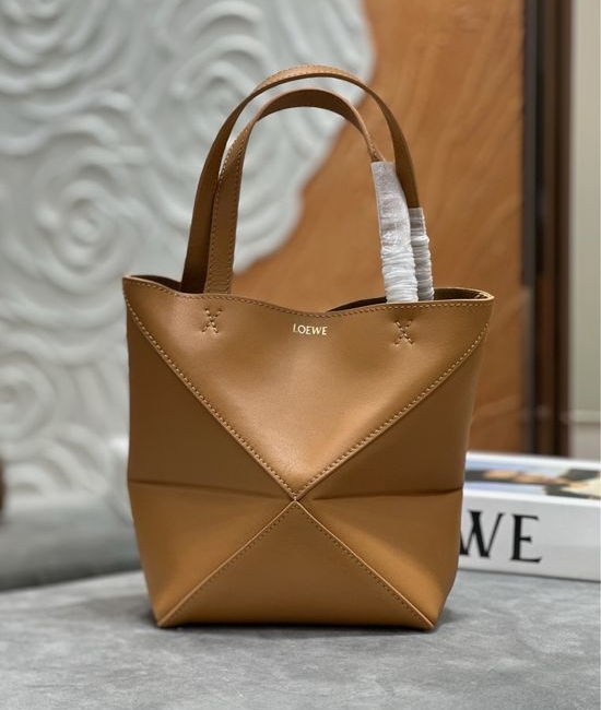 Loewe Puzzle Fold Mini Glossy Leather Handbag 5725