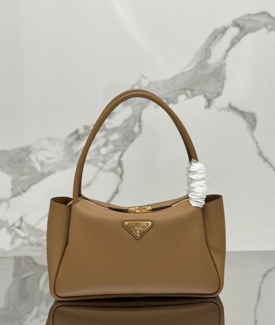 Prada Leather Detachable Strap Handbag 1BA444