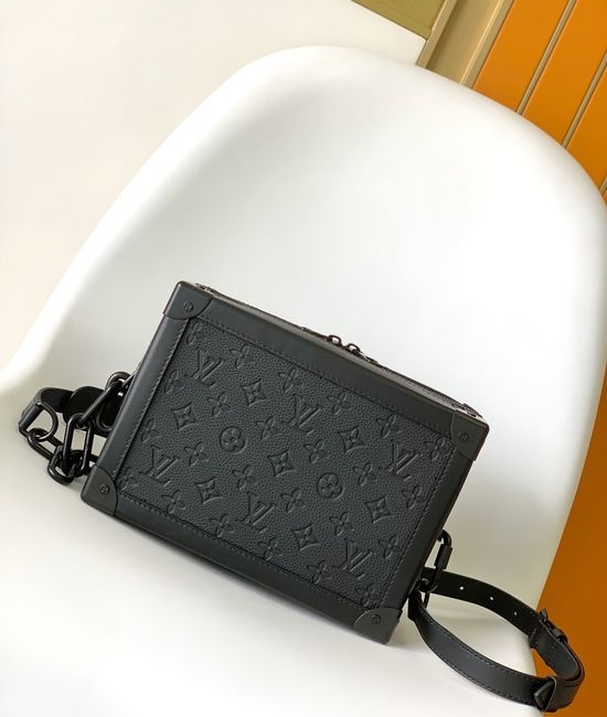 Louis Vuitton LV Soft Trunk Messenger Bag M44730