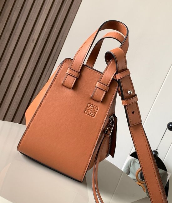 Loewe Hammock Convertible Shoulder Bag 9002