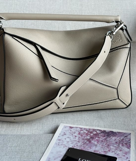 Loewe Puzzle Medium Handbag 3002