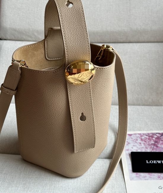 Loewe Pebble Bucket Mini Leather Bag 332s
