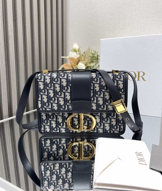 Christian Dior CD 30 Montaigne Oblique Bag M9203