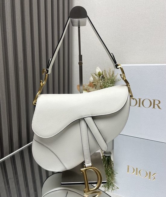 Christian Dior CD Saddle Palm Grain Leather Bag 0989