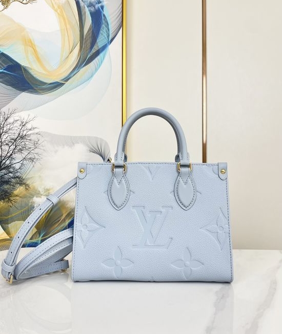 Louis Vuitton LV ONTHEGO Leather Tote Bag M46840