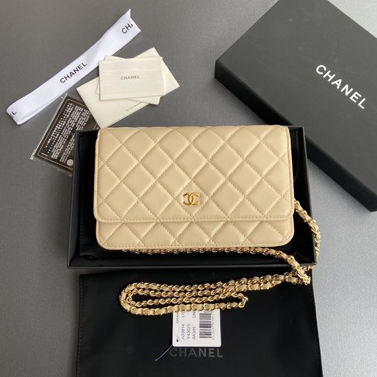 Chanel Lambskin Crossbody Bag A33814