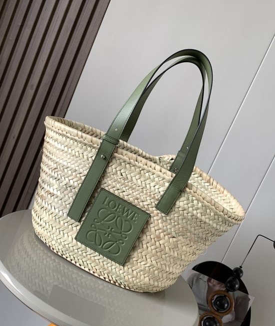 Loewe Basket Woven Palm Leaf and Calfskin Handbag 8005