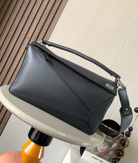 Loewe Puzzle Handbag Embossed Black 9025
