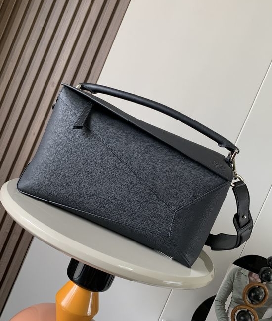 Loewe Puzzle Classic Leather Handbag 9054
