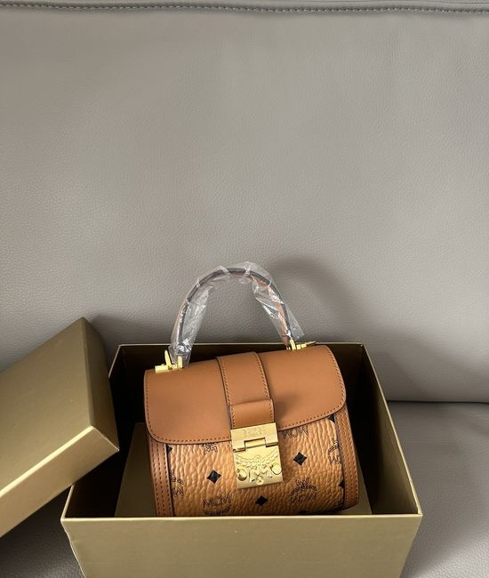 MCM Boston Bag Leather Metal Clasp 65011