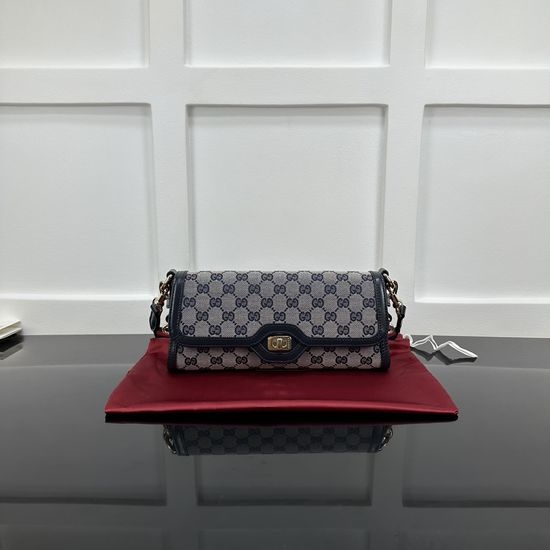 Gucci GG Supreme Interlocking G Shoulder Bag 786027