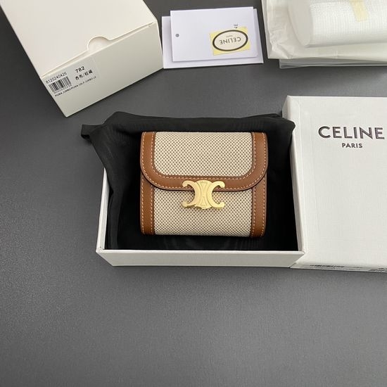 Celine Triomphe Series Short Wallet 10D782CQH