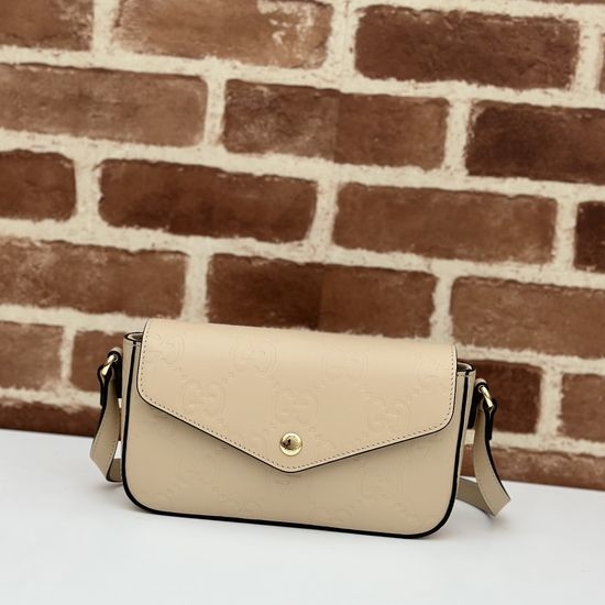 Gucci Embossed Beige Leather Bag 772794
