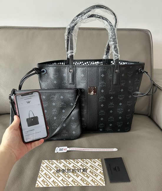 MCM Visetos Liz Reversible Tote Bag 65007