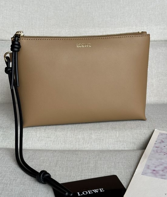 Loewe Knot Nappa Leather Clutch Bag Contrast Knot 3045