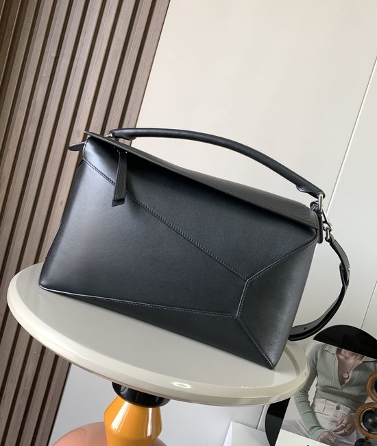 Loewe Puzzle Shiny Leather Handbag 9061