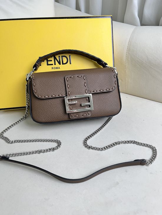 Fendi Baguette Vintage Handmade Leather Bag 8007