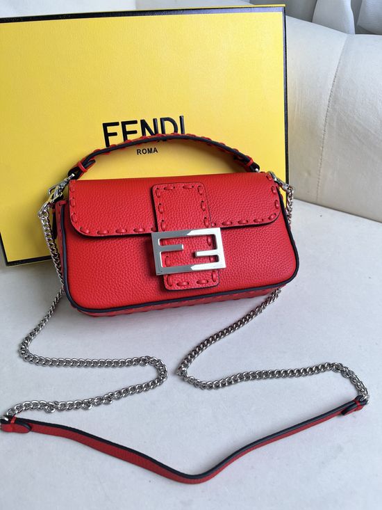 Fendi Baguette Leather Handbag 8007