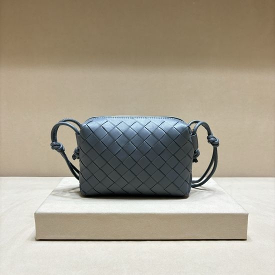 Bottega Veneta BV Woven Small Square Bag Lightweight Large Capacity 9346
