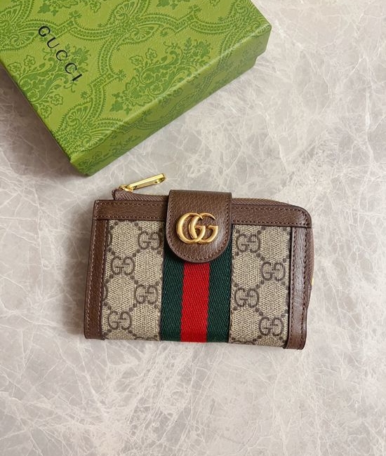 Gucci GG Marmont PVC Leather Card Holder 725662