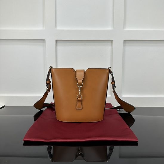 Gucci Brown Full Leather Tote Bag 782908