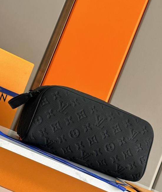 Louis Vuitton LV Dopp Kit Toiletry Bag M59478