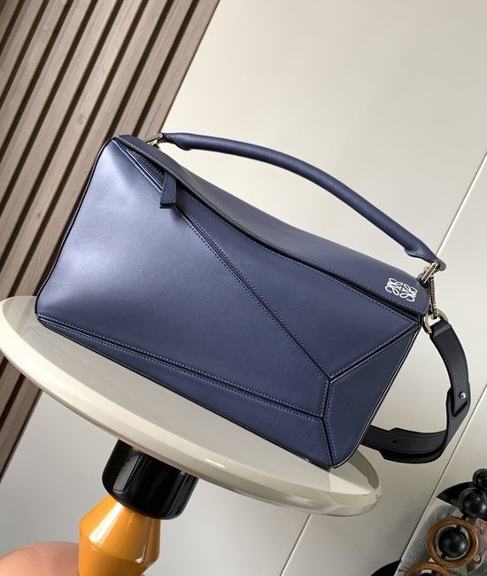 Loewe Puzzle Leather Handbag 9025