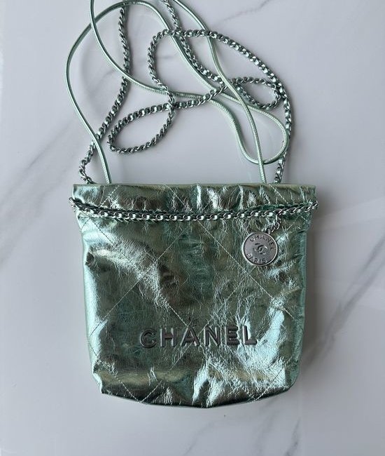 Chanel Glossy Cowhide Leather Handbag AS3980