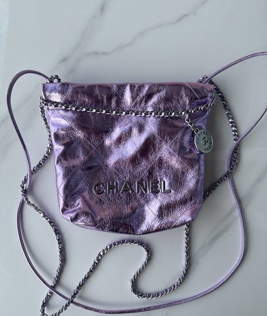 Chanel Glossy Cowhide Leather Handbag AS3980