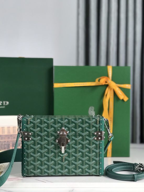 Goyard Cassette Classic Box Bag 2105