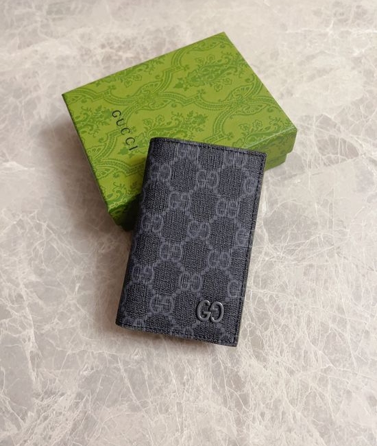 Gucci GG Supreme Canvas Card Case 768249