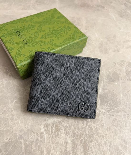 Gucci Short Wallet GG Logo Canvas Wallet 768243
