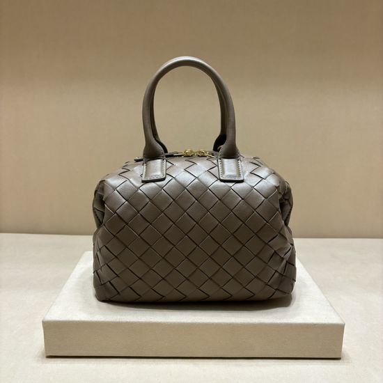 Bottega Veneta BV Intrecciato Woven Leather Bowling Bag 7460