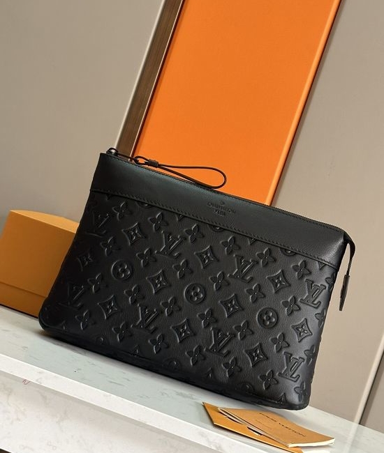Louis Vuitton LV Pochette Voyage Souple Clutch Monogram M82545