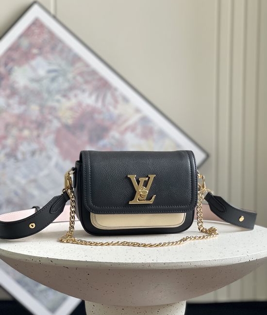 Louis Vuitton LV Lockme Tender Grained Calfskin Handbag M58557